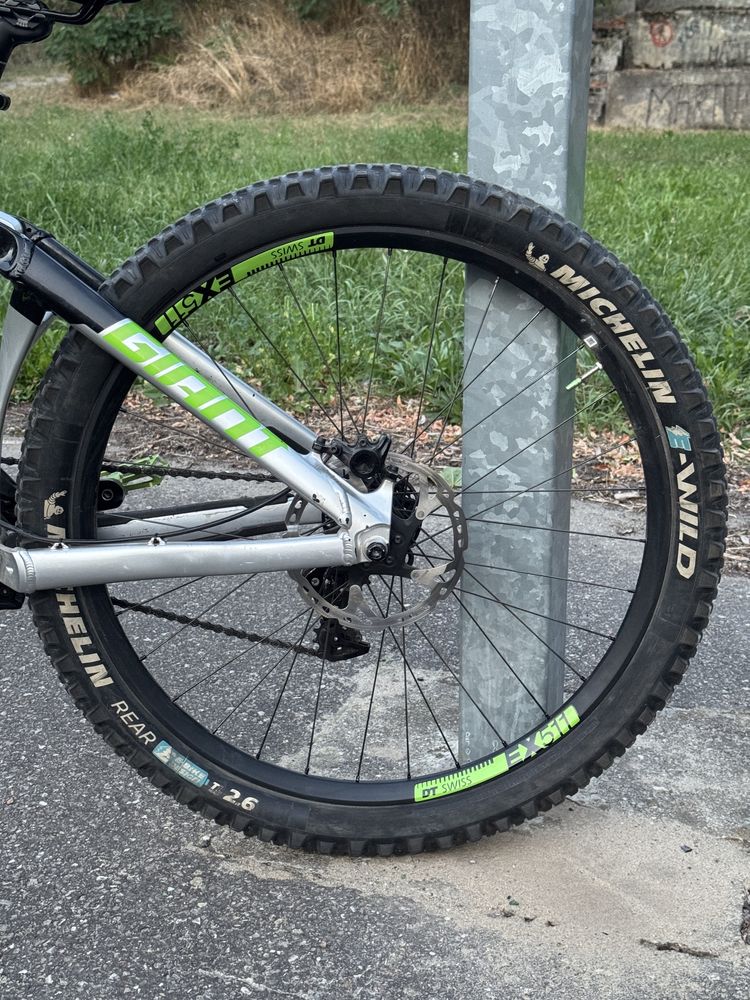 Giant Glory 1 2019 DVO Edition (full, dh)