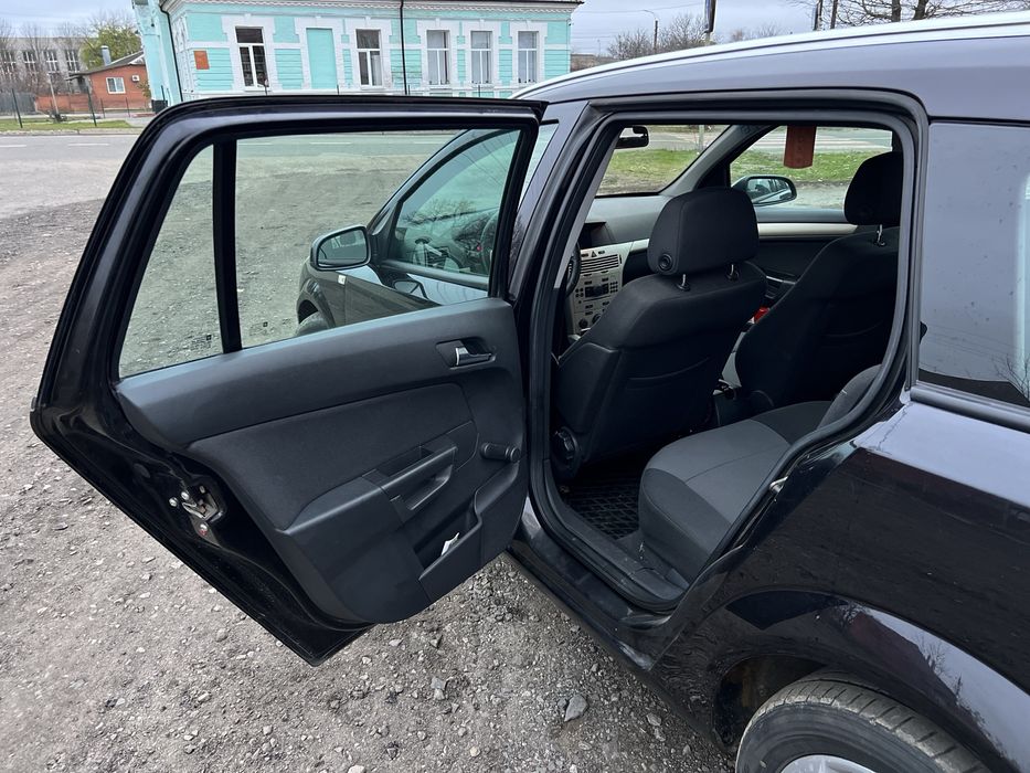 Продам  Opel Astra H 2008 рік 1.8 газ/ бенз