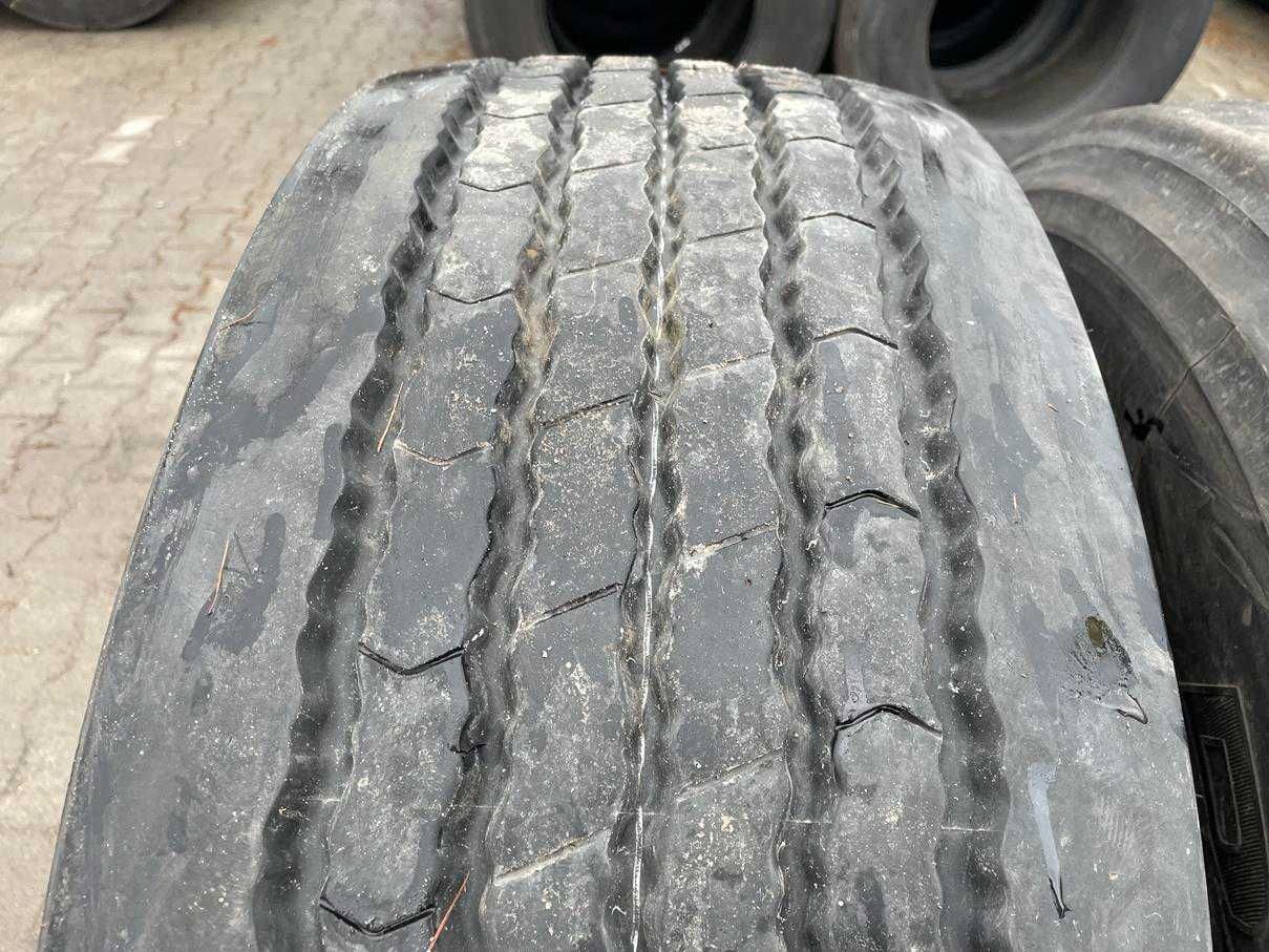 385/65R22.5 Opony DAYTON D400T 9-11mm Naczepa D 400 T