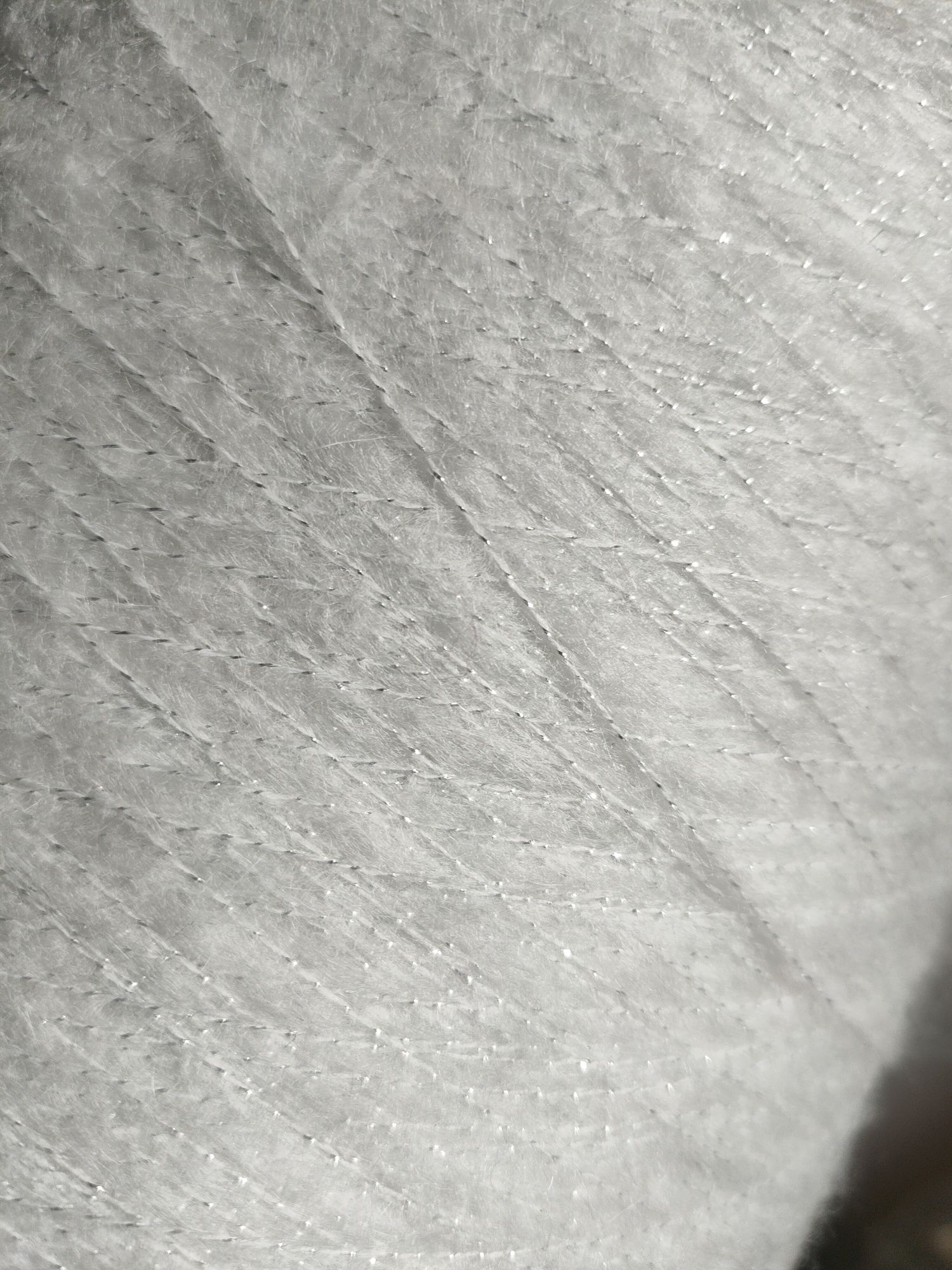 Moher biały z srebrnym lurexsem