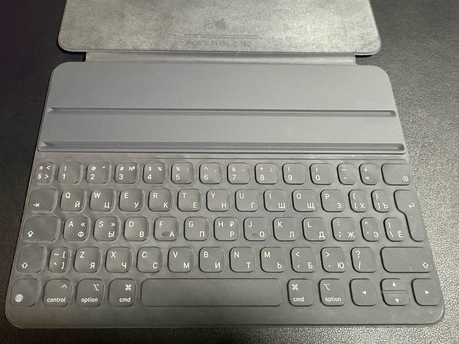 Чохол-клавіатура Apple Smart Keyboard Folio for iPad Pro 11"