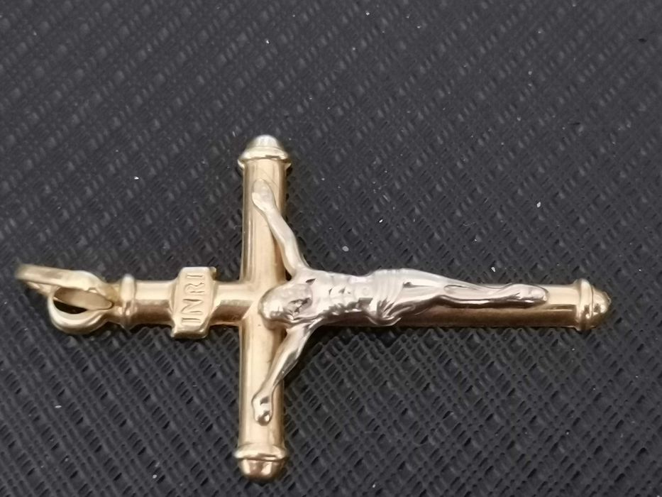 Złoty 585 14 karat Piękny Krzyżyk do Łańcuszka