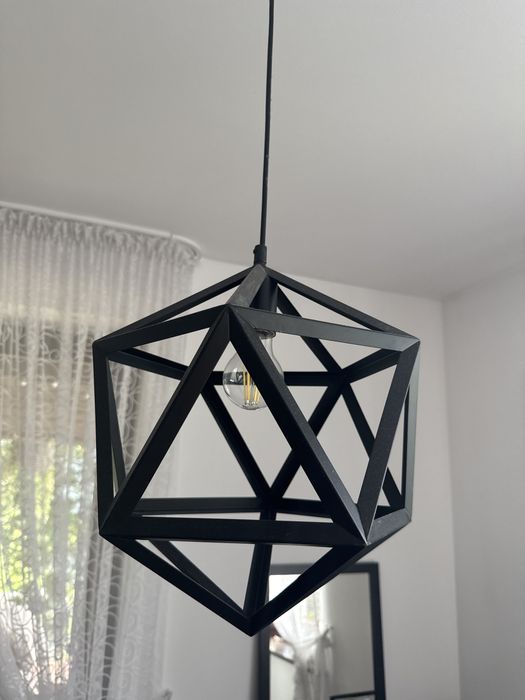 Lampa wisząca metalowa czarna