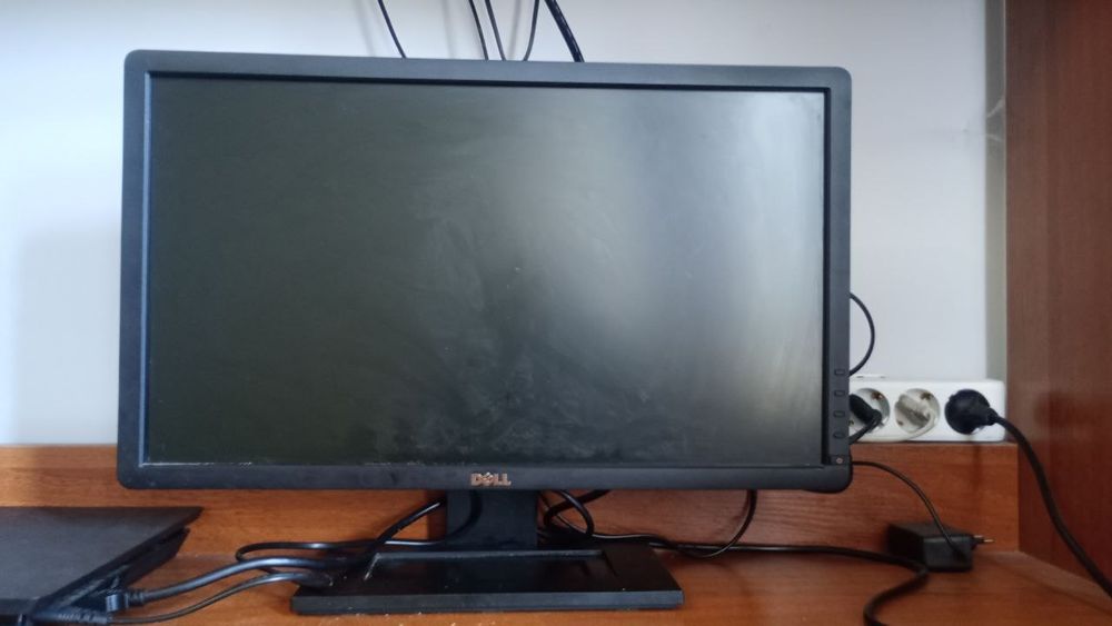 Монітор Dell P2212H