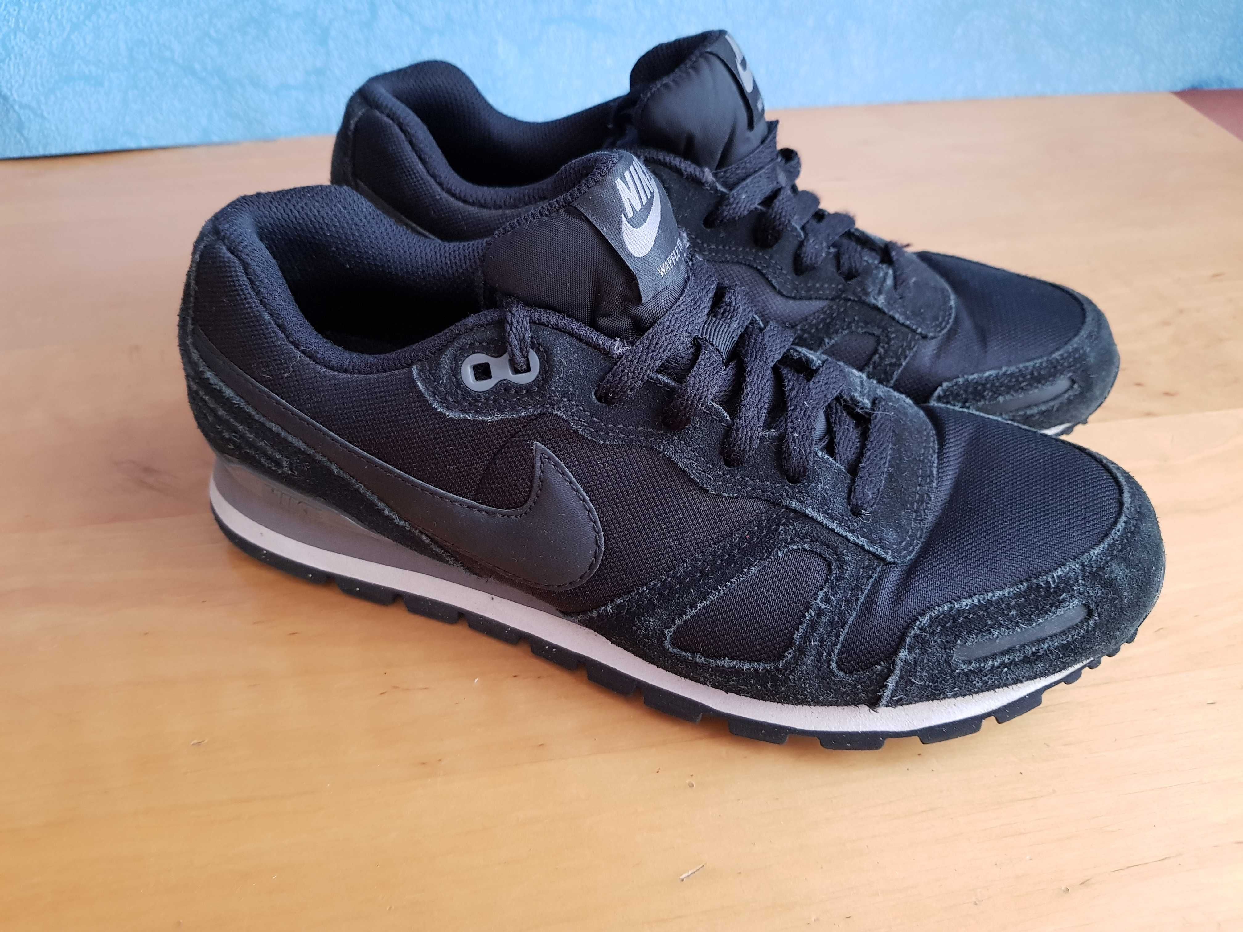 Buty NIKE AIR Waffle Trainer R 41 26cm