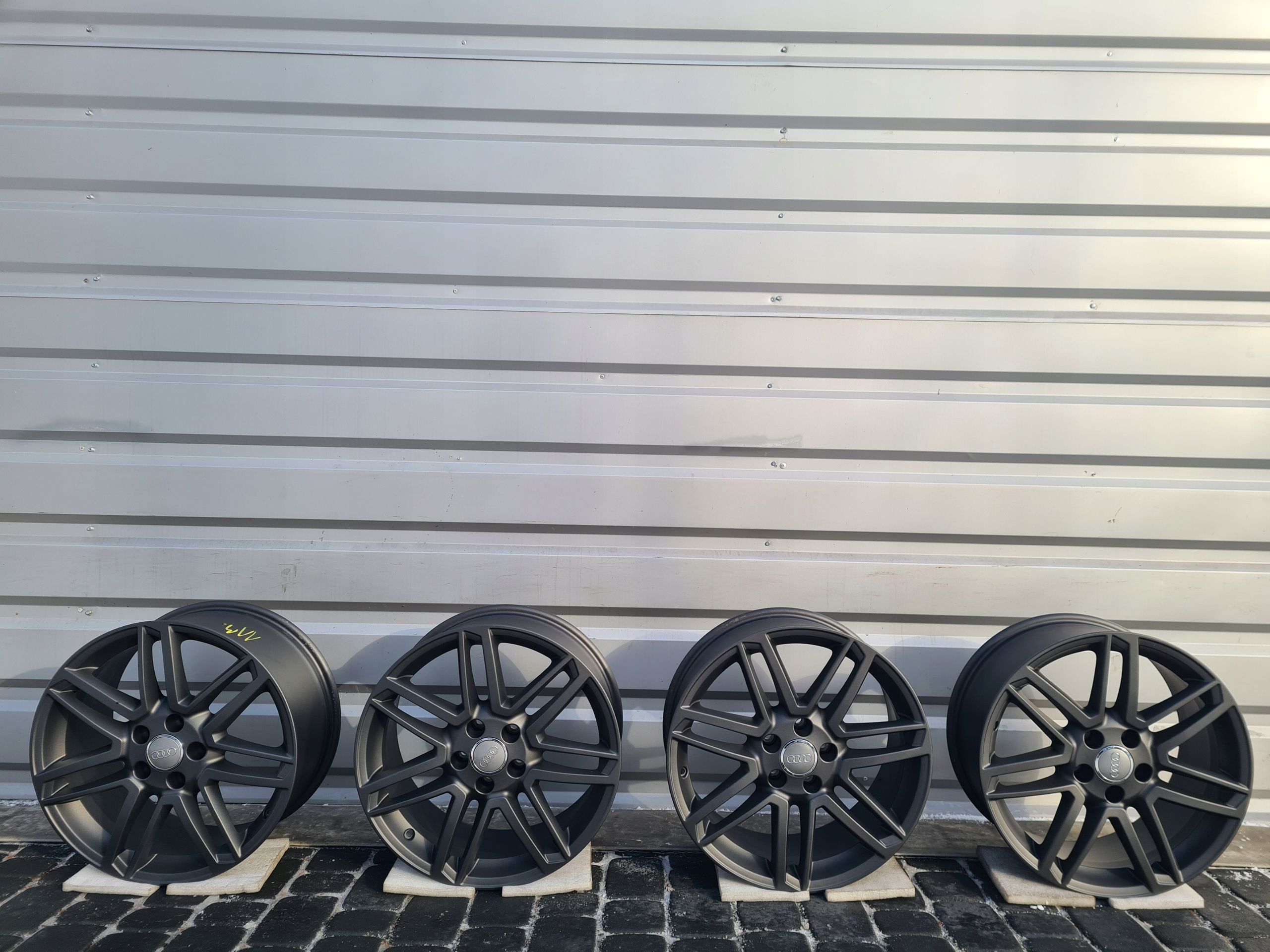 Oryginalne Felgi Audi 18 A3 A4 A6 A8 Q3 Q5 TT