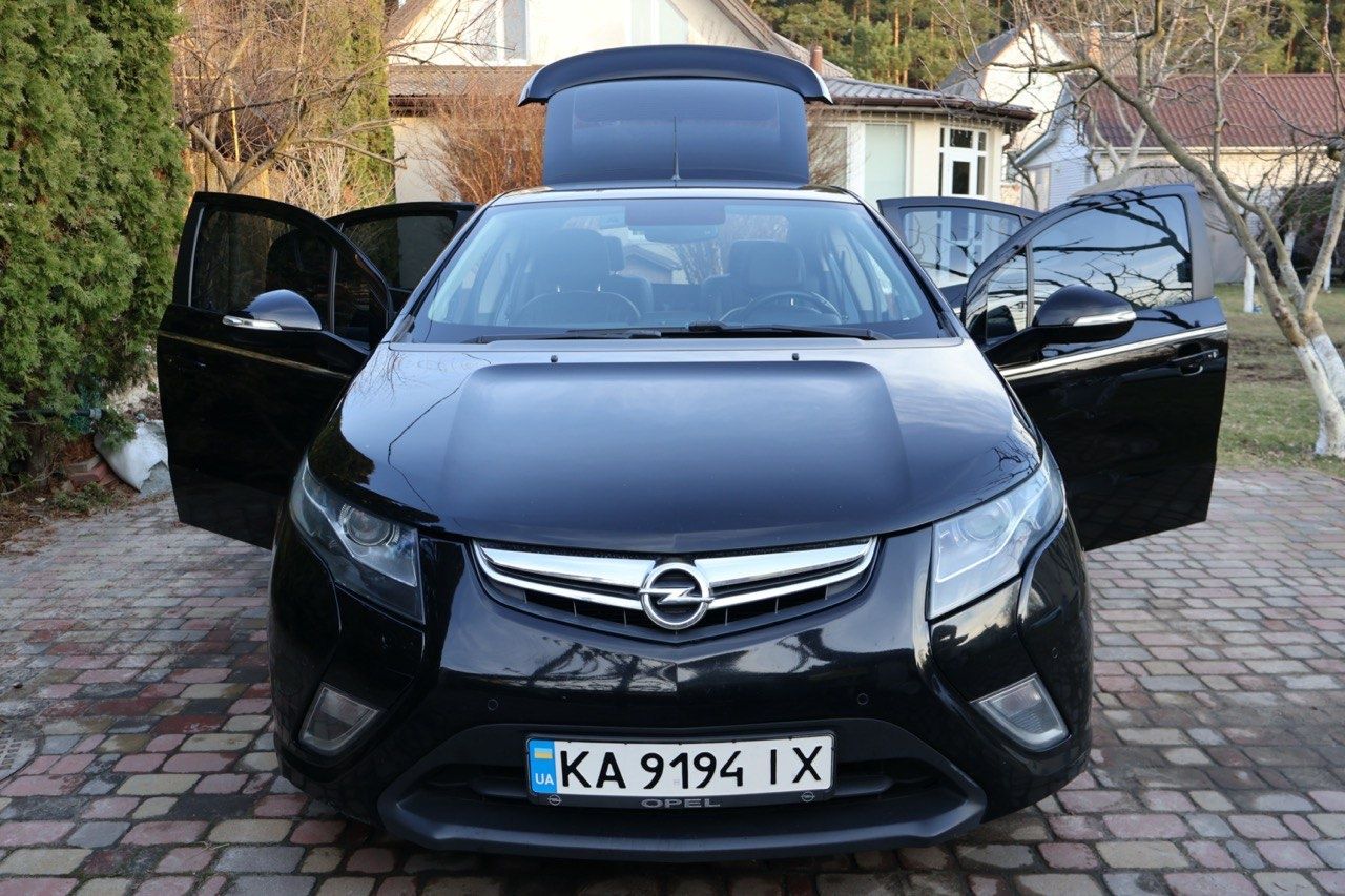 Продам Opel Ampera 2012