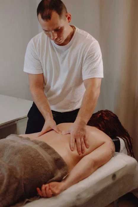 Masaż modelującу antystresowy relaksacyjny Masażysta Mobilny