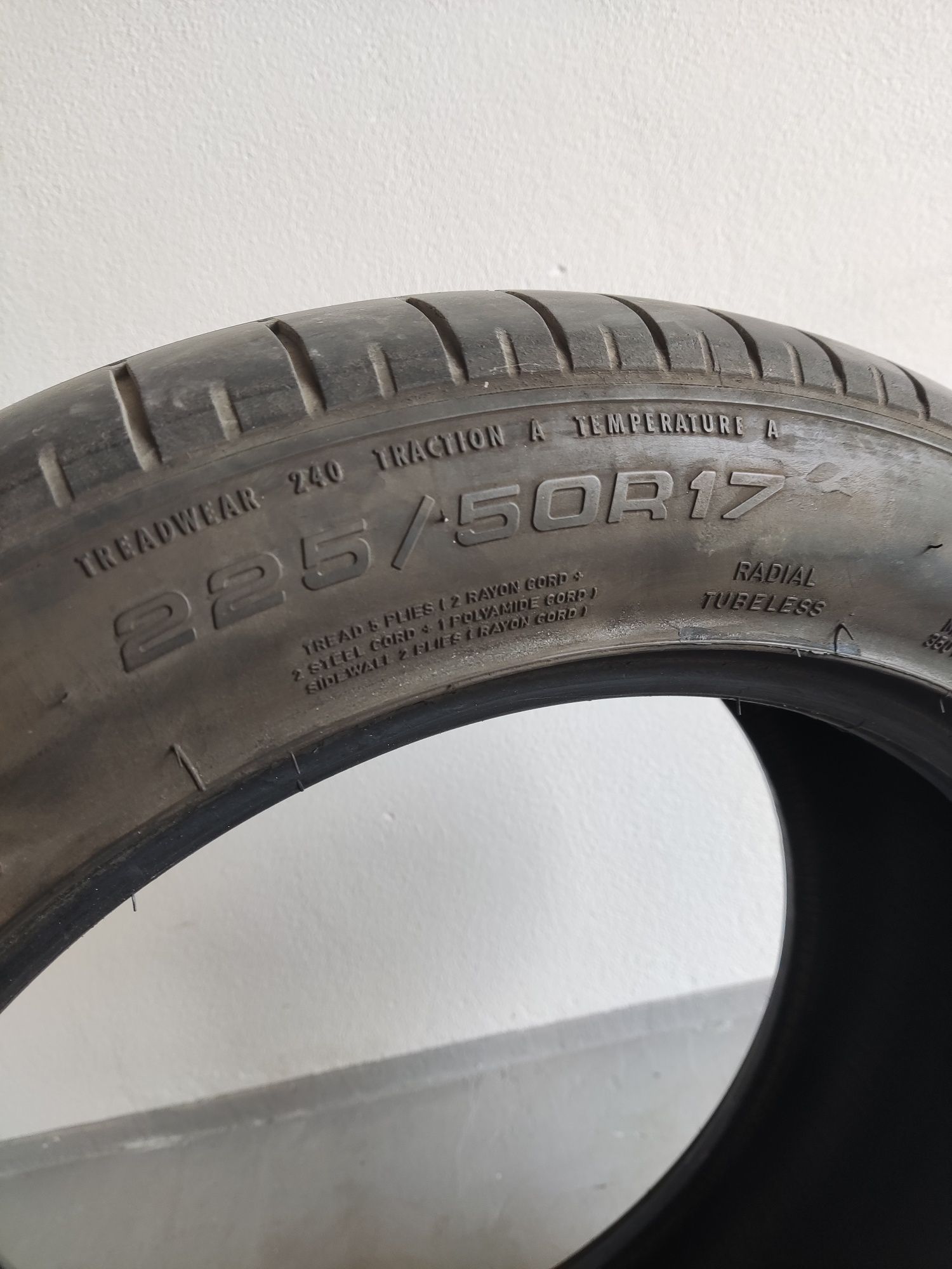 Sprzedam oponę Goodyear