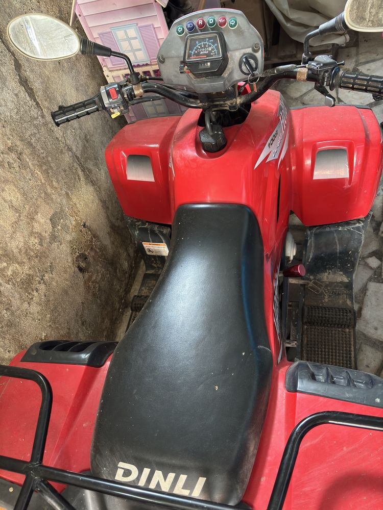 Vendo moto 4 para crianca