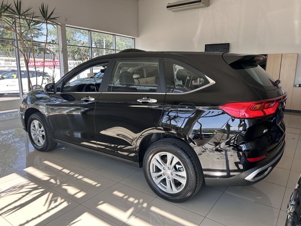Новий GWM Haval M6