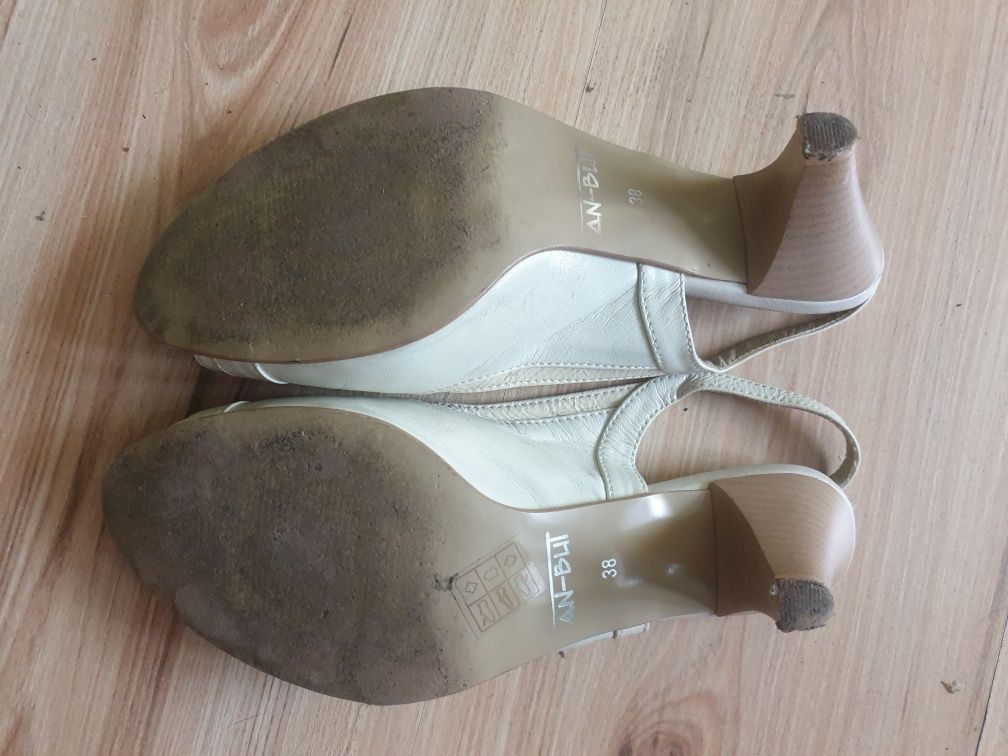 Buty bez pięty r.38