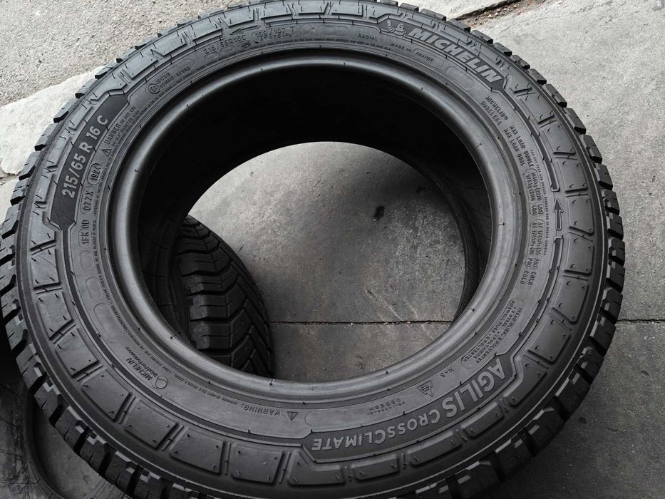R16 215 65C всесезонні шини на бус Michelin Agilis CrossClimate 24р