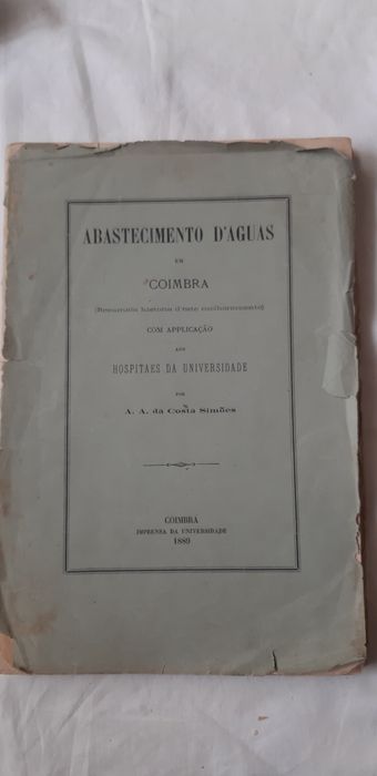Livro sobre o abastecimento de águas  em Coimbra