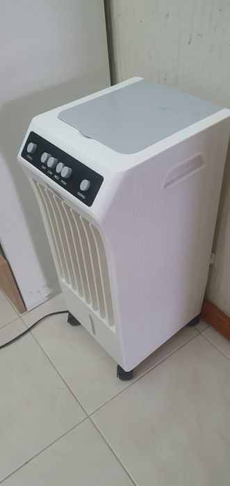 Vendo umidificador e refrigerador de ar portátil