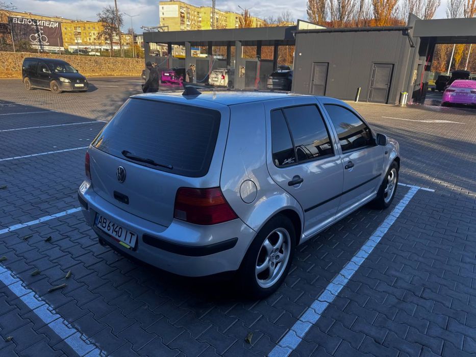 Фольксваген Гольф 4