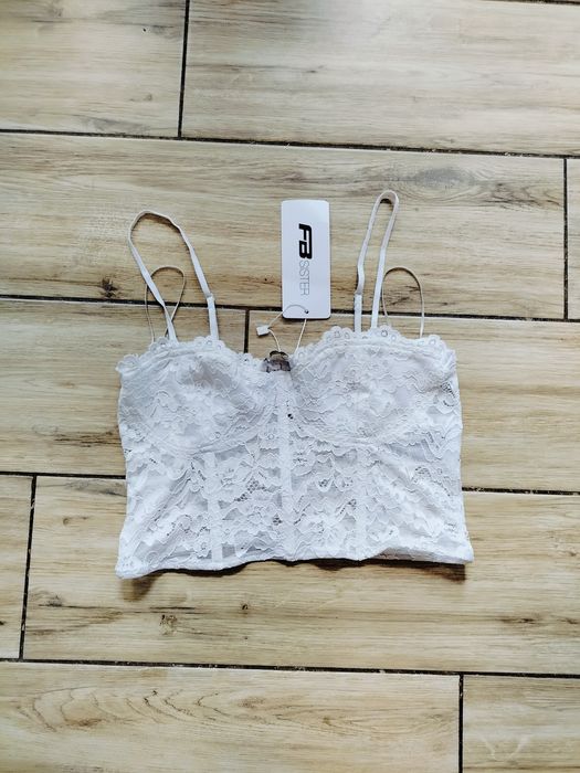 Biustonosz typu gorset