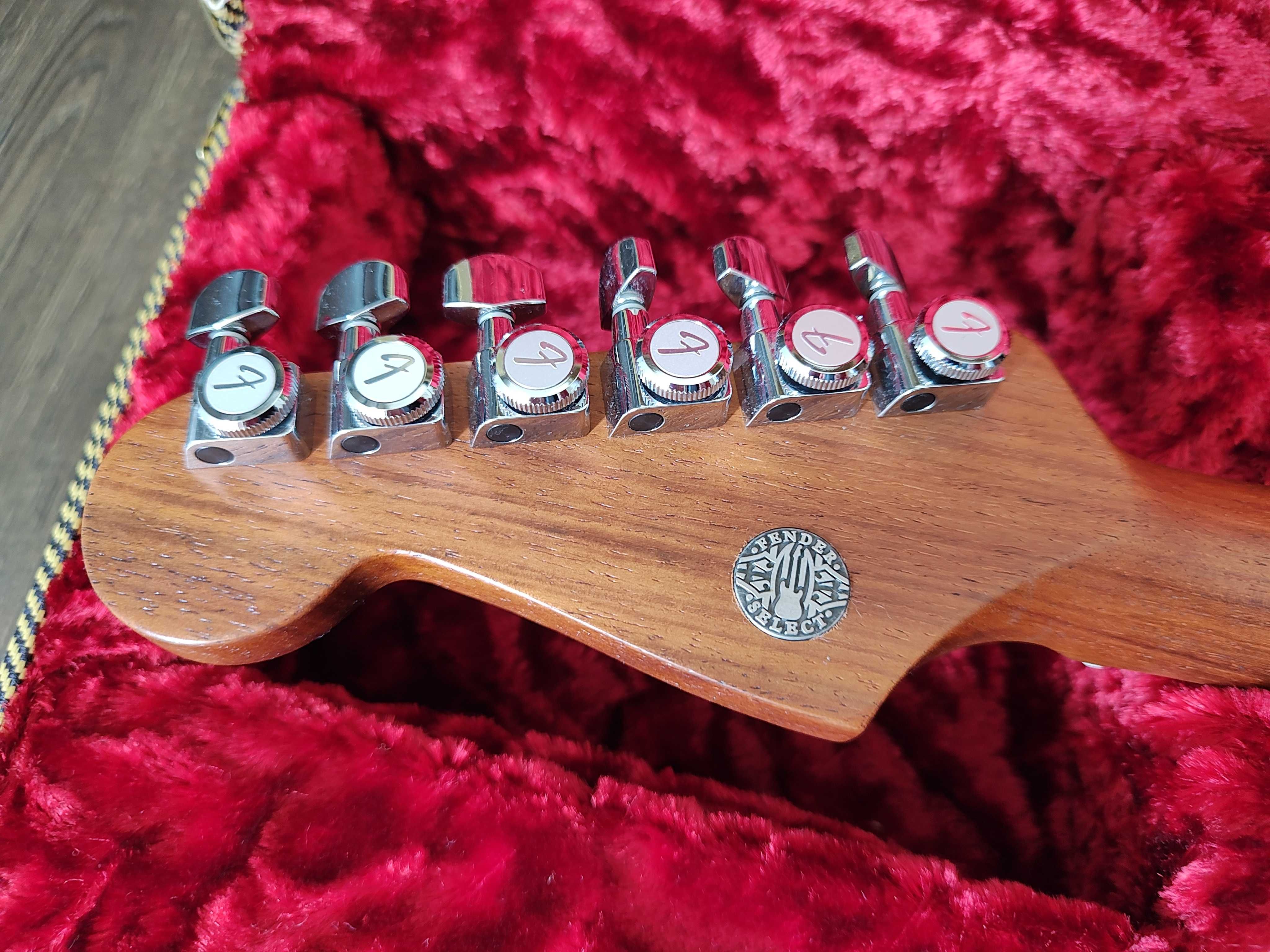 Fender Select Stratocaster HSS Flame maple top, USA, 2014