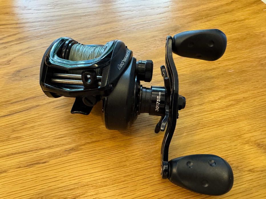 Multiplikator Abu Garcia Revo Beast X 41-L do dużych przynęt, stan bdb