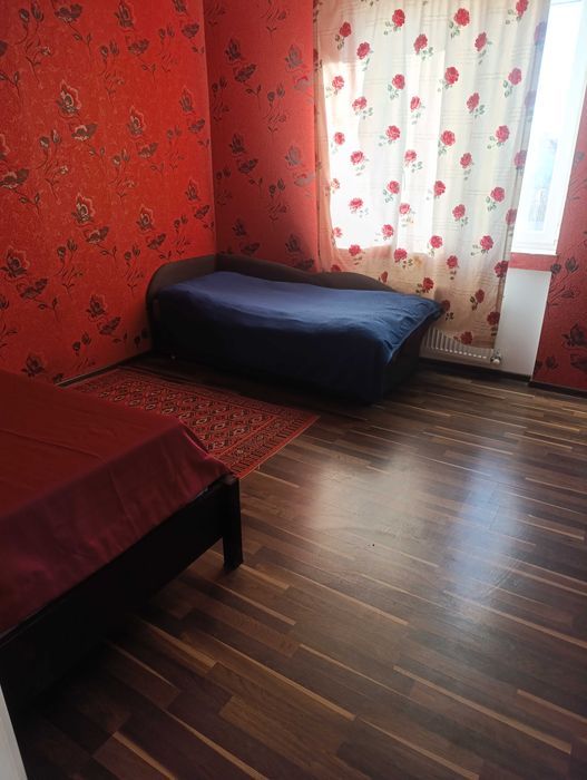 ГАРНА  3хна квартира в центрі + крита  парковка