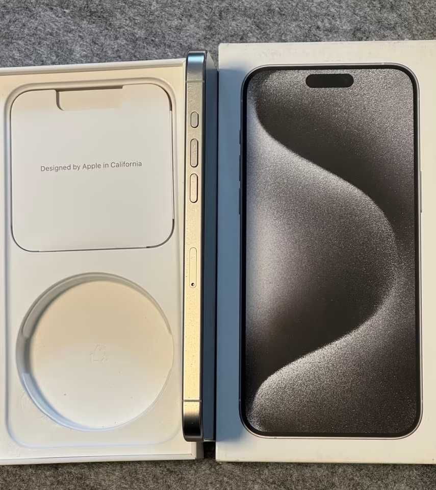 Do sprzedania mam mojego iPhone'a 15 Pro Max z 256 GB pamięci