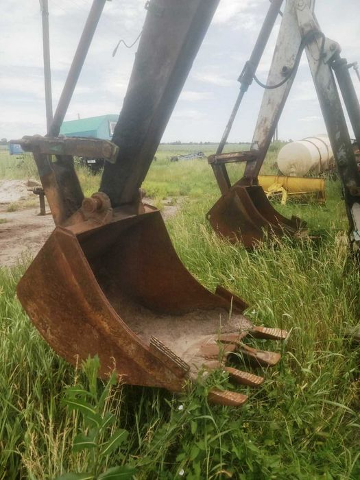 Продам ЮМЗ-6 АКЛ ЕО-2621В-3