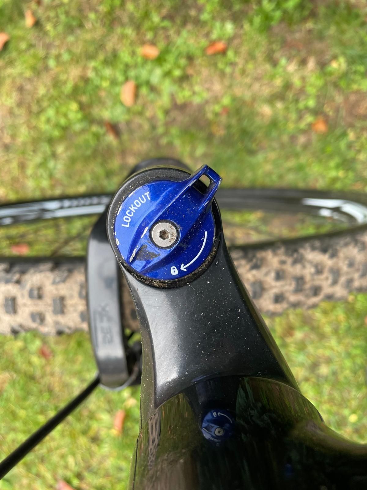 Rower Specialized Rockhopper Deore Sram RockShox