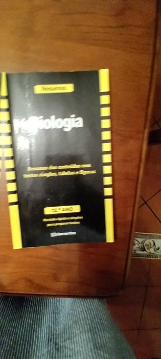 Livro resumos Biologia  e Biologia e geologia