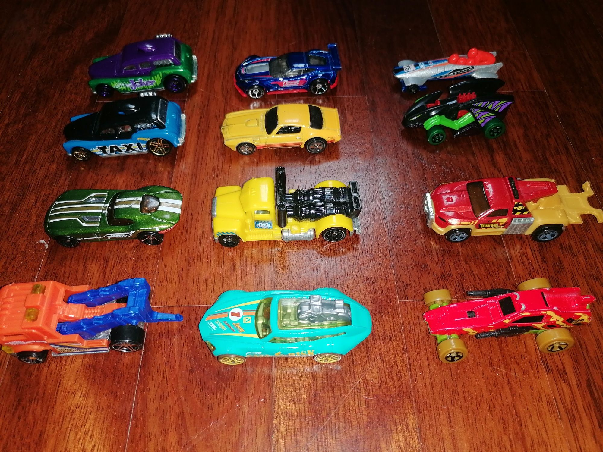 102 Carros Hotwheels