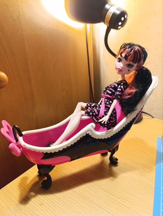 Дракулаура powder room Monster High (Монстер Хай)