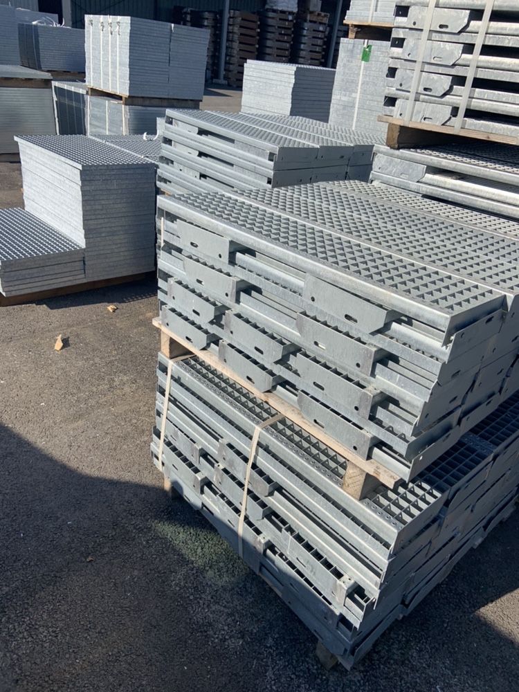 Stopnie stopień 60x24 schody kratownica wema krata ocynk WYSYŁKA 24H