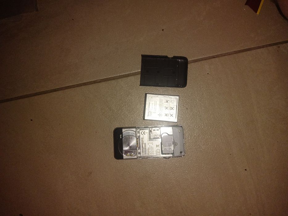Kultowy Telefon Sony Ericsson k550i