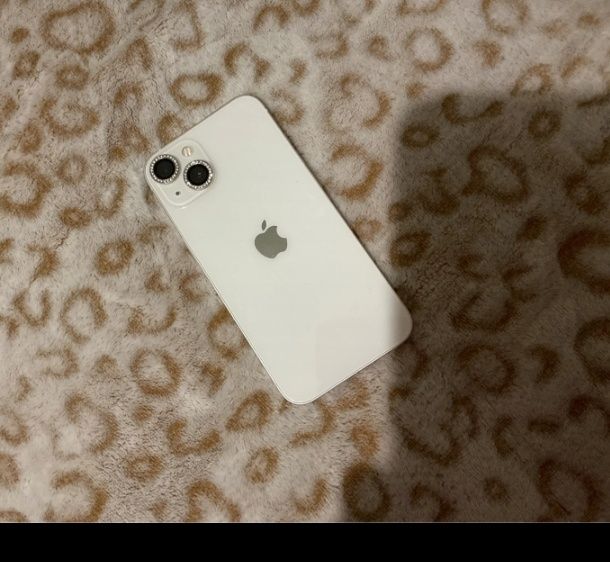 iPhone 13 128GB em ótimo estado