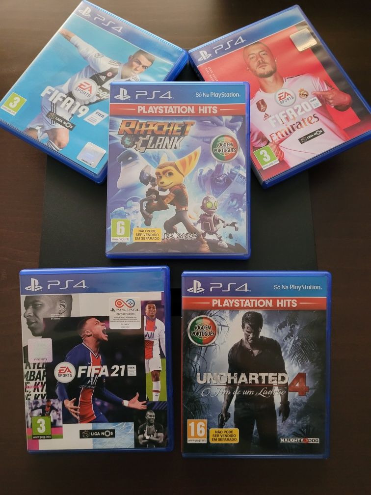 PS4 SLIM 500GB + Jogos + Acessórios