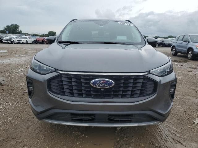 2023 Ford Escape P-HEV(плагін-гібрид)