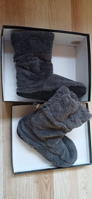 Домашні теплі тапочки, чобітки