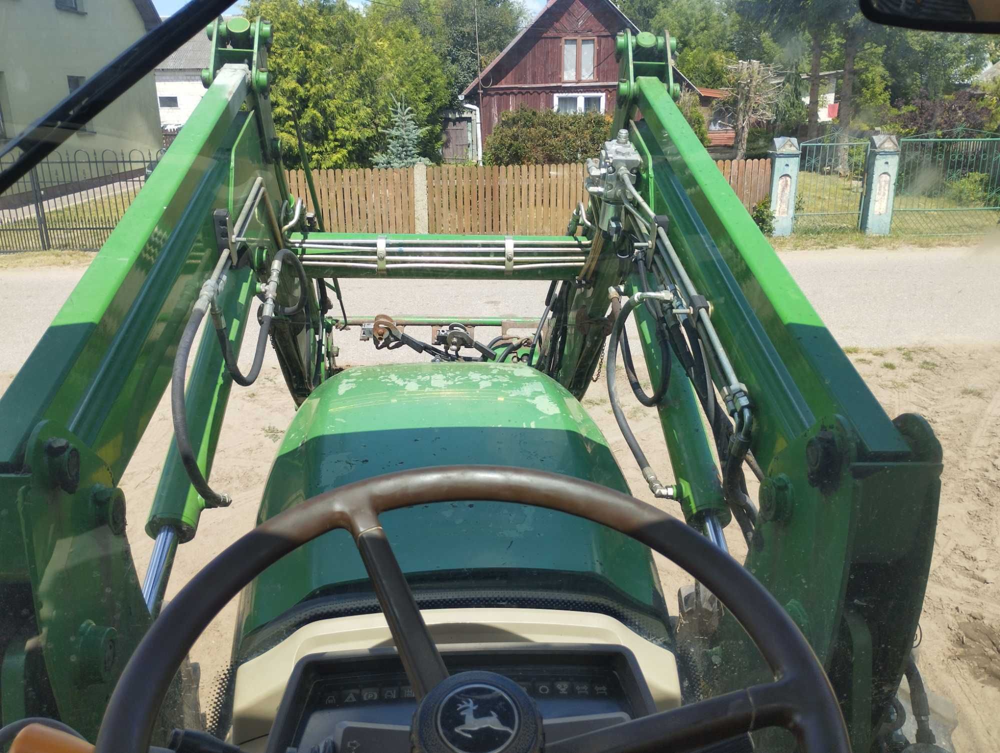 Ładowacz czołowy John Deere 631 , tur