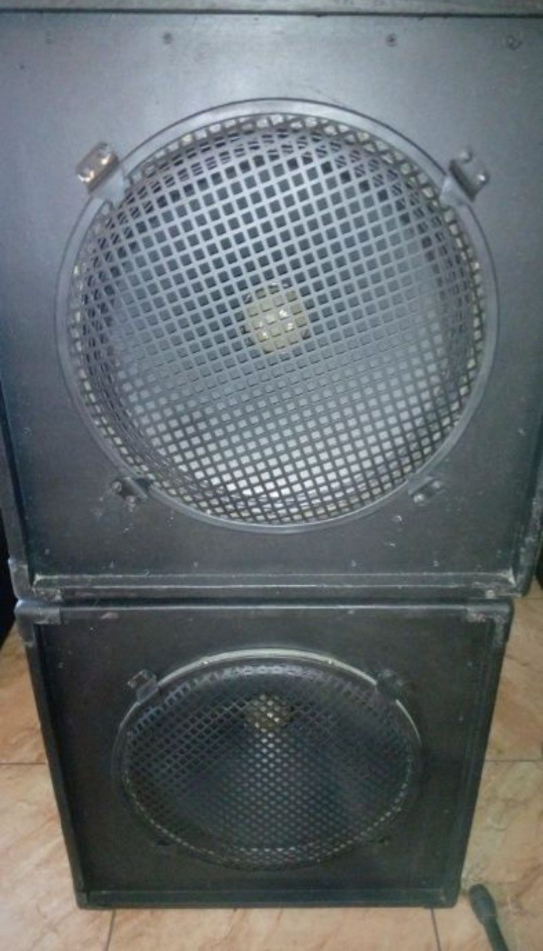 Сабвуферы 15", на динамиках TRACE ELLIOT 400w, 8 oHm.