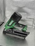 Бесщеточный аккумуляторный гвоздезабиватель HiKOKI NR1890DBCL нейлер