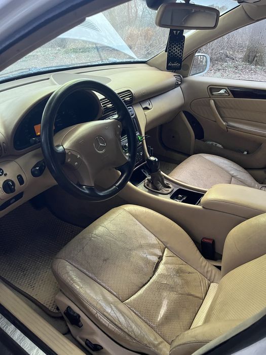 Mercedes-benz w203 c240