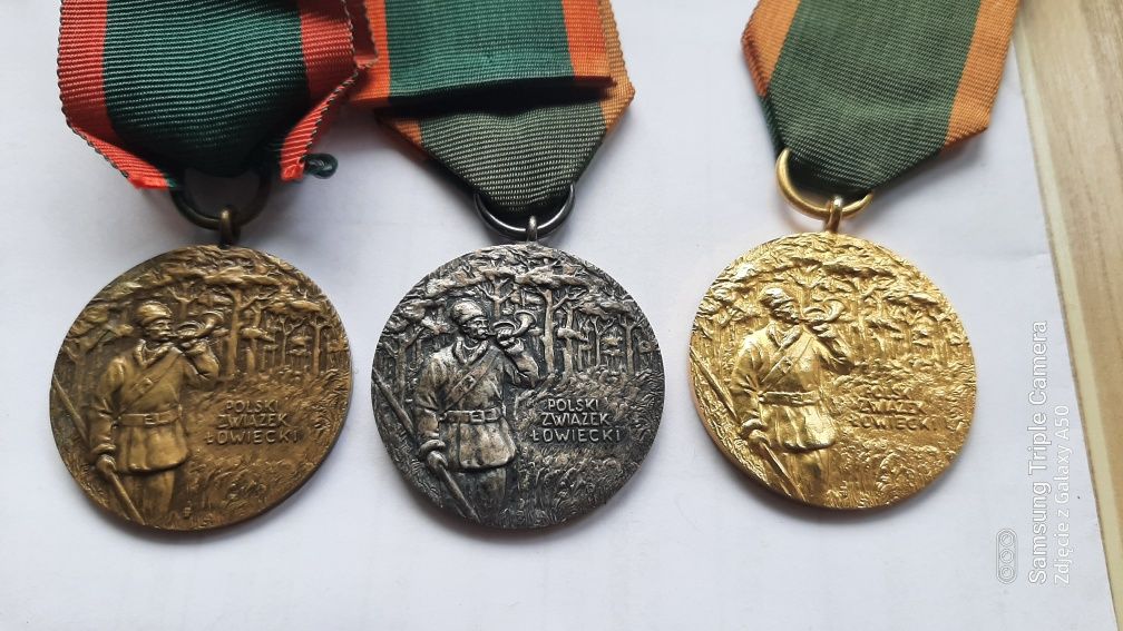 Komplet Medal Zasługi Łowieckiej