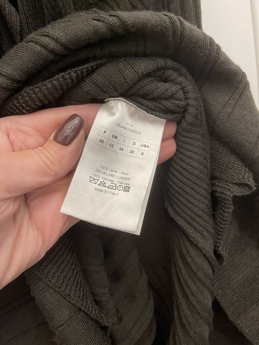 CHRISTIAN DIOR piękna sukienka taliowana, cieniutka wełenka