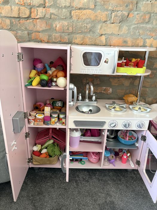Продаю дитячу ігрову кухню