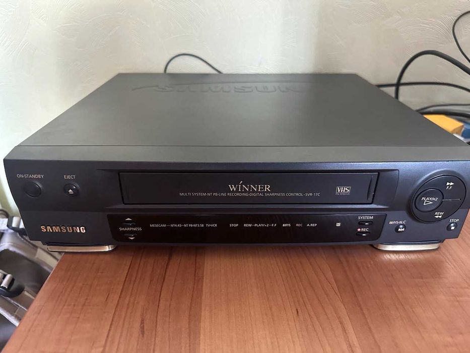 Видеомагнитофон Sony SLV436EE