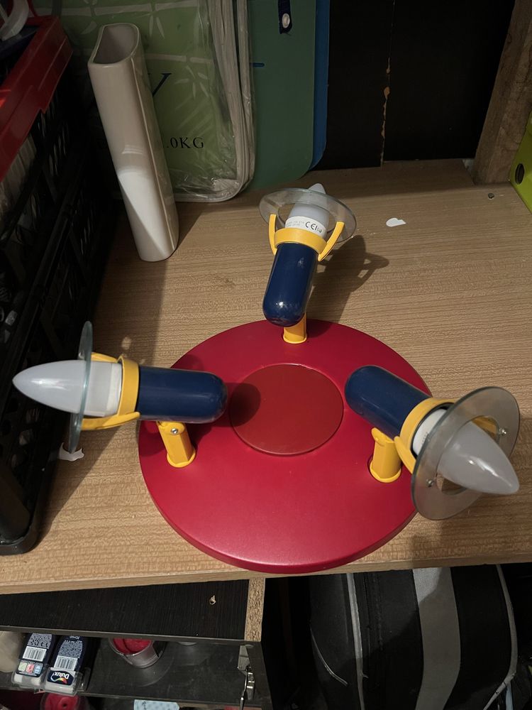 Lampa sufitowa do pokoju dla dzieci