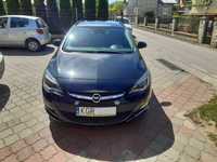 Opel  Astra Sports Tourer Active