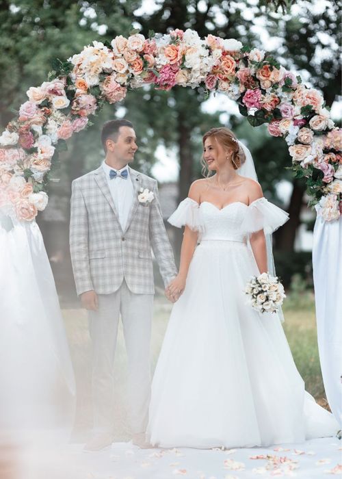 Весільна сукня (свадебное платье), сукня нареченої