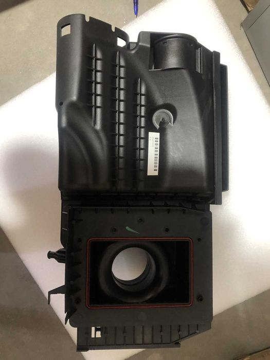 Фільтр повітряний Ford 1367832. Фильтр воздушный KUGA 2008-2013