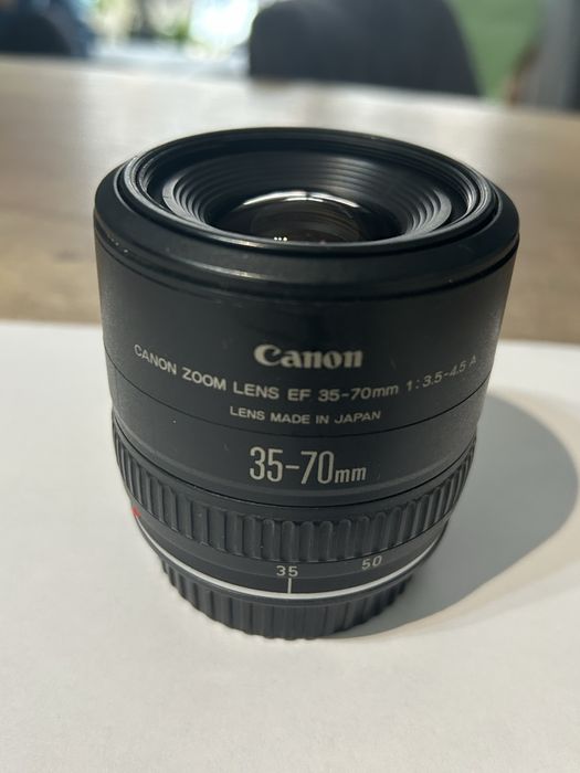 Canon 35-70 f3.5-4.5 A