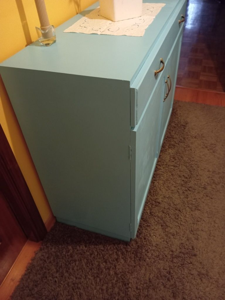 Móvel vintage azul